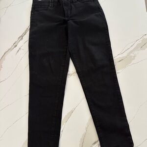 Democracy Women's Black Skinny Jeans